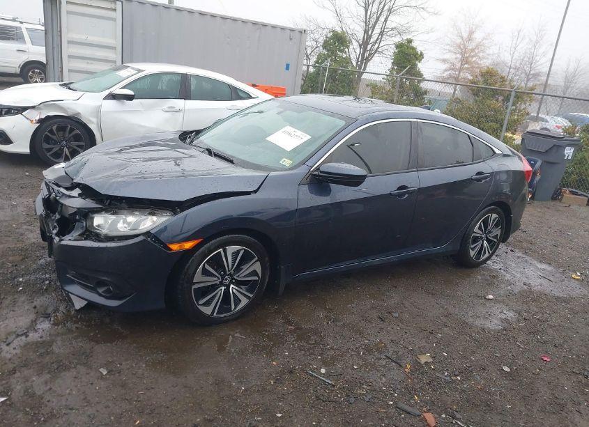 Photo 14 of 2018 Honda Civic EX-T (VIN JHMFC1F33JX039665)