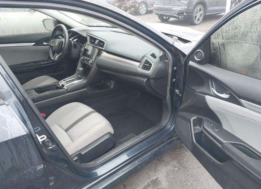 Photo 5 of 2018 Honda Civic EX-T (VIN JHMFC1F33JX039665)