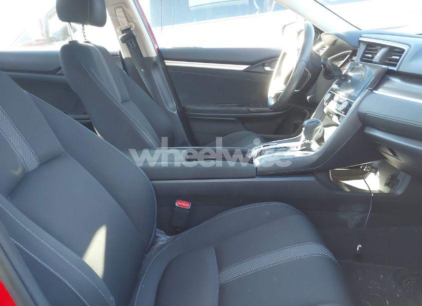 Photo 5 of 2019 Honda Civic EX (VIN JHMFC1F33KX003900)
