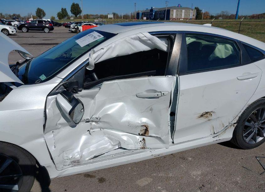 Photo 6 of 2019 Honda Civic EX (VIN JHMFC1F33KX008434)