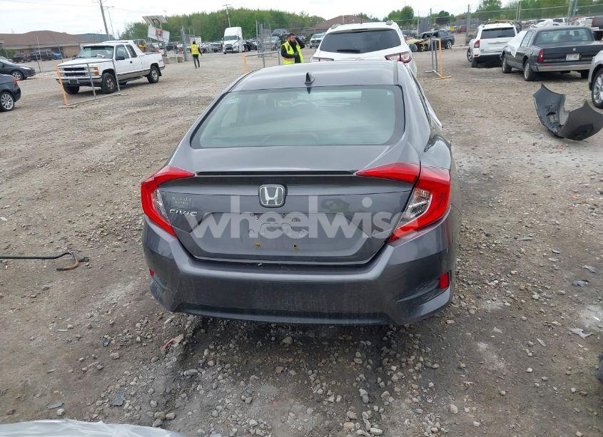 Photo 17 of 2018 Honda Civic EX-T (VIN JHMFC1F34JX027556)