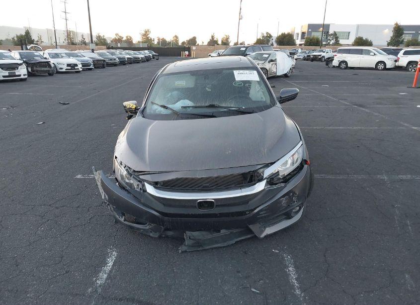 Photo 11 of 2018 Honda Civic EX-T (VIN JHMFC1F34JX039111)