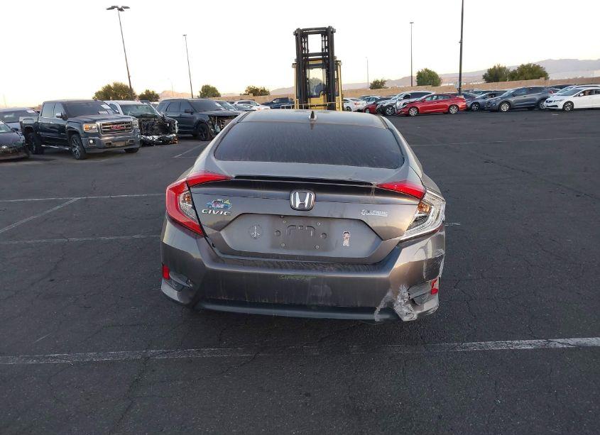 Photo 15 of 2018 Honda Civic EX-T (VIN JHMFC1F34JX039111)