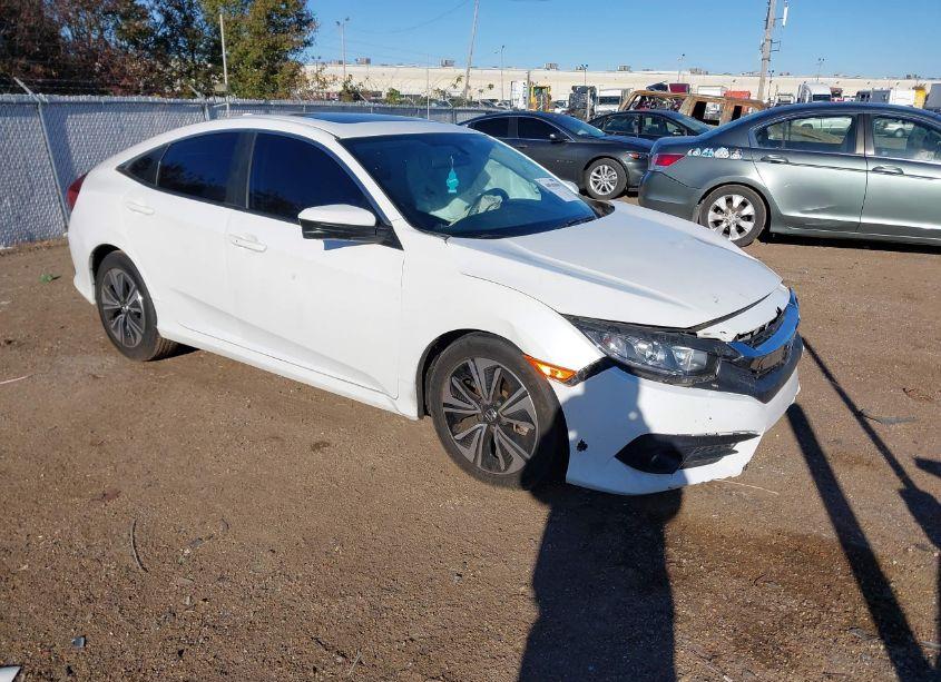 2018 Honda Civic EX-T (VIN JHMFC1F35JX003542) main photo