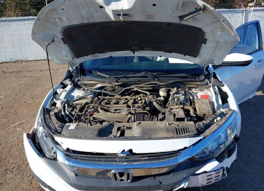 Photo 10 of 2018 Honda Civic EX-T (VIN JHMFC1F35JX003542)