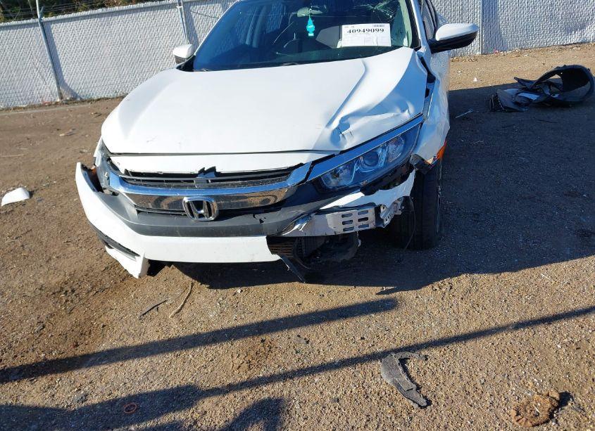 Photo 12 of 2018 Honda Civic EX-T (VIN JHMFC1F35JX003542)