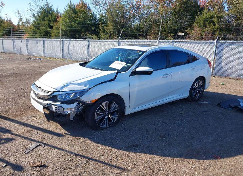 Photo 2 of 2018 Honda Civic EX-T (VIN JHMFC1F35JX003542)