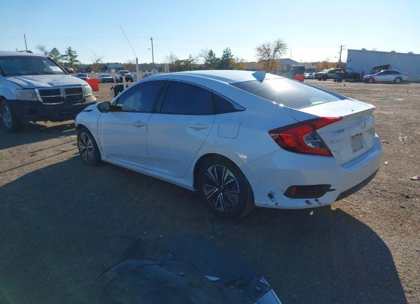 Photo 3 of 2018 Honda Civic EX-T (VIN JHMFC1F35JX003542)