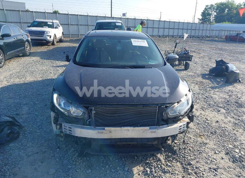 Photo 13 of 2018 Honda Civic EX-T (VIN JHMFC1F35JX007641)