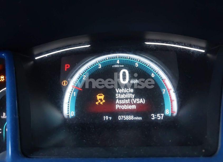 Photo 15 of 2018 Honda Civic EX-T (VIN JHMFC1F35JX032832)