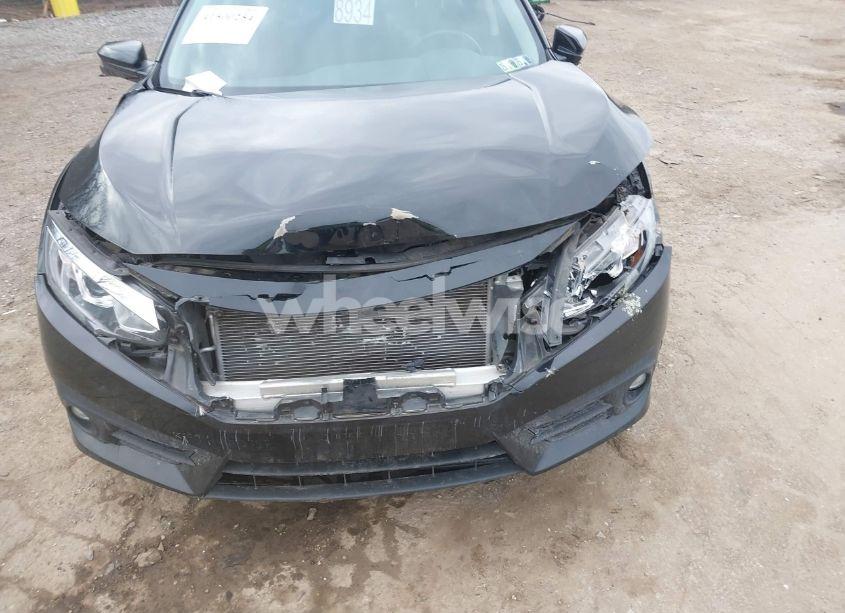 Photo 17 of 2018 Honda Civic EX-T (VIN JHMFC1F36JX008085)