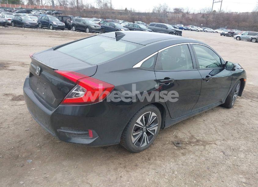Photo 4 of 2018 Honda Civic EX-T (VIN JHMFC1F36JX008085)