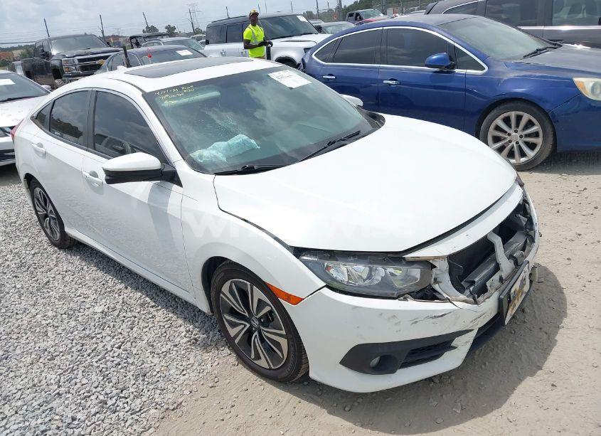 2018 Honda Civic EX-T (VIN JHMFC1F36JX012072) main photo