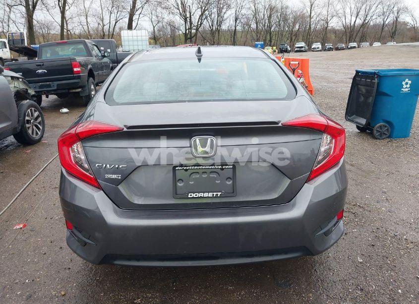 Photo 16 of 2018 Honda Civic EX-T (VIN JHMFC1F36JX018454)