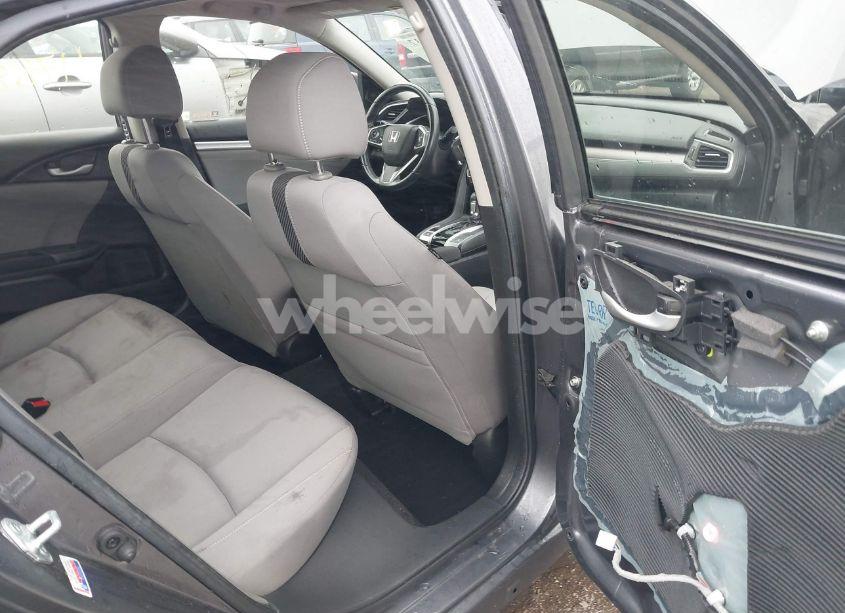 Photo 8 of 2018 Honda Civic EX-T (VIN JHMFC1F36JX018454)