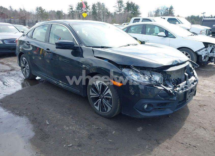 2018 Honda Civic EX-T (VIN JHMFC1F36JX021404) main photo