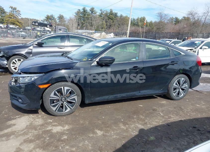 Photo 14 of 2018 Honda Civic EX-T (VIN JHMFC1F36JX021404)