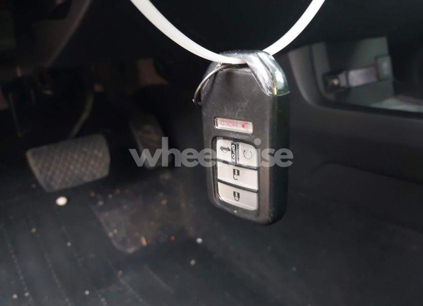 Photo 11 of 2018 Honda Civic EX-T (VIN JHMFC1F36JX035397)