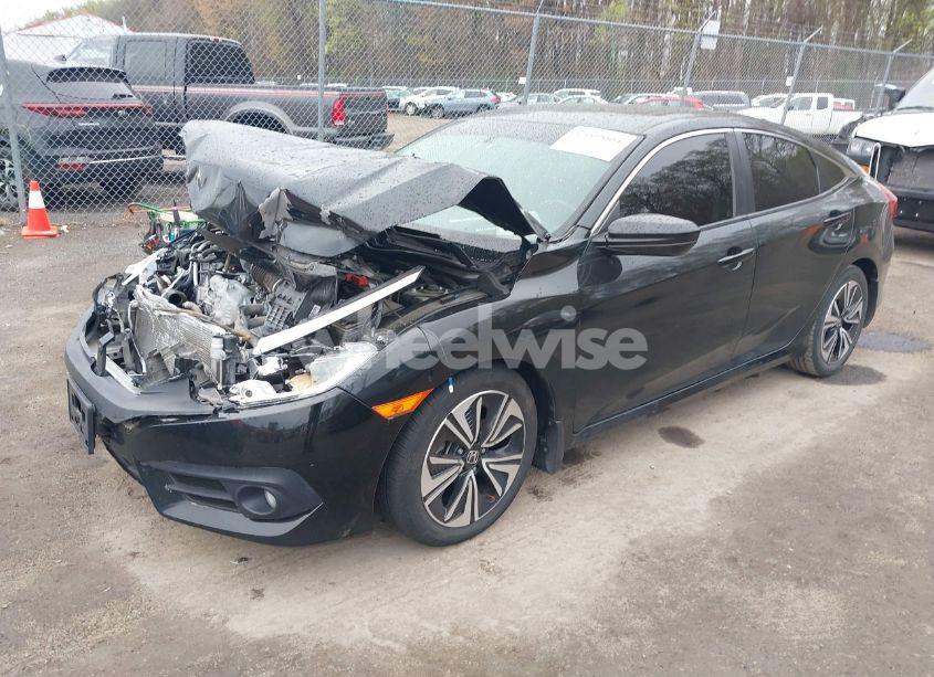 Photo 2 of 2018 Honda Civic EX-T (VIN JHMFC1F36JX035397)