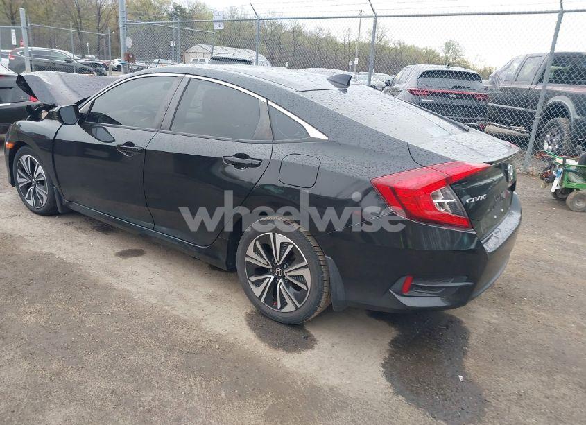 Photo 3 of 2018 Honda Civic EX-T (VIN JHMFC1F36JX035397)