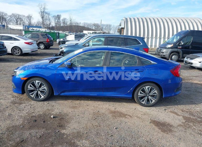 Photo 14 of 2018 Honda Civic EX-T (VIN JHMFC1F36JX035867)