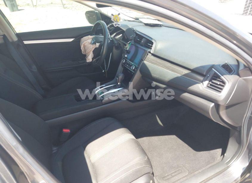 Photo 5 of 2019 Honda Civic EX (VIN JHMFC1F36KX004586)