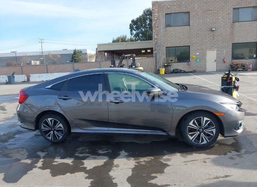 Photo 14 of 2018 Honda Civic EX-T (VIN JHMFC1F37JX017636)