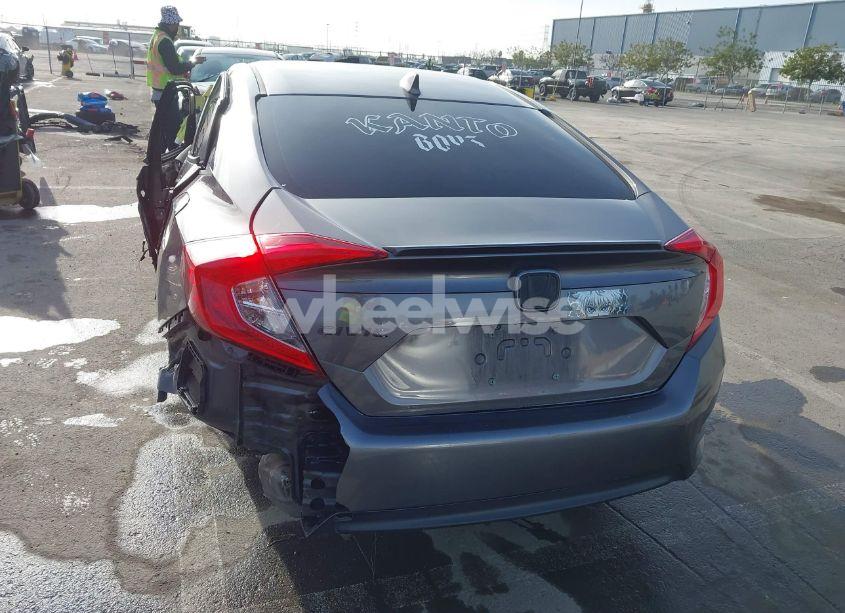 Photo 17 of 2018 Honda Civic EX-T (VIN JHMFC1F37JX017636)