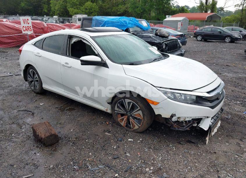 2018 Honda Civic EX-T (VIN JHMFC1F37JX020679) main photo