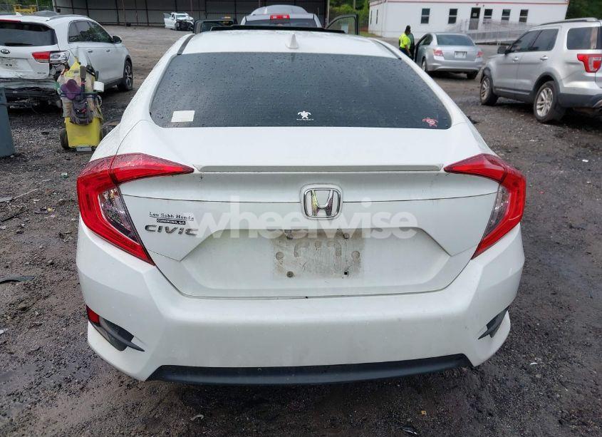 Photo 16 of 2018 Honda Civic EX-T (VIN JHMFC1F37JX020679)