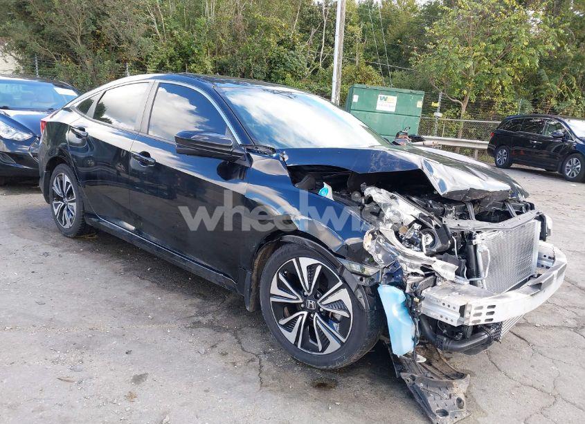 2018 Honda Civic EX-T (VIN JHMFC1F37JX023498) main photo