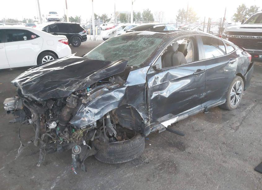 Photo 2 of 2018 Honda Civic EX-T (VIN JHMFC1F37JX034680)