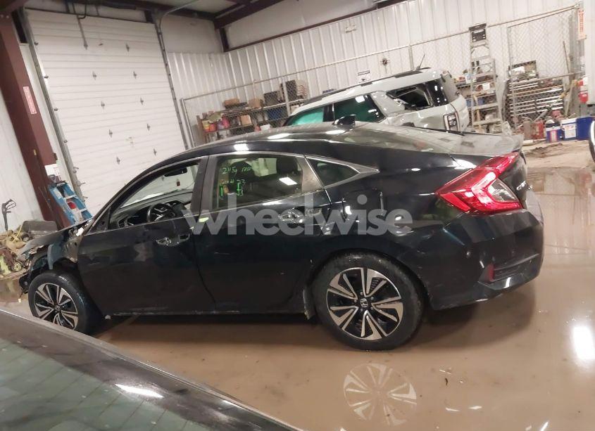 Photo 15 of 2018 Honda Civic EX-T (VIN JHMFC1F37JX037210)