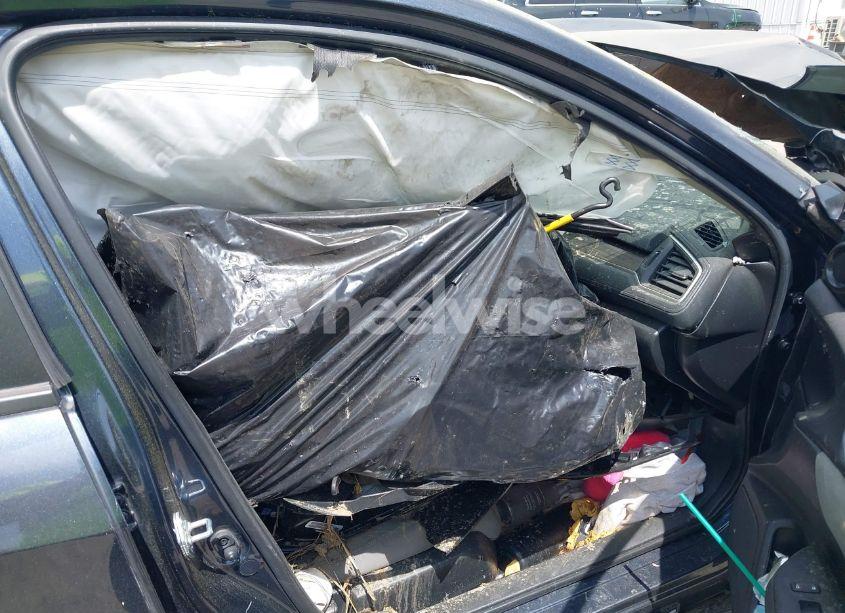 Photo 5 of 2019 Honda Civic EX (VIN JHMFC1F37KX008758)