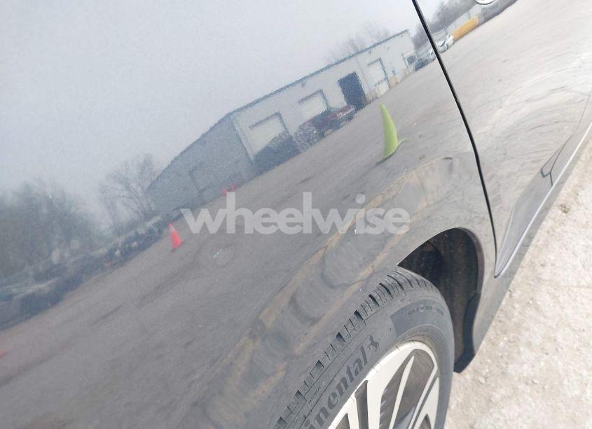 Photo 18 of 2018 Honda Civic EX-T (VIN JHMFC1F38JX007438)