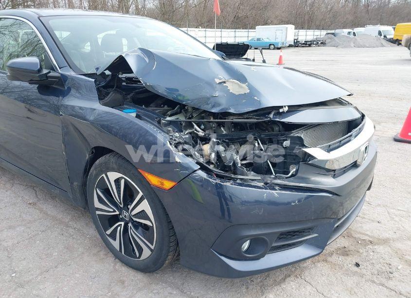 Photo 6 of 2018 Honda Civic EX-T (VIN JHMFC1F38JX007438)