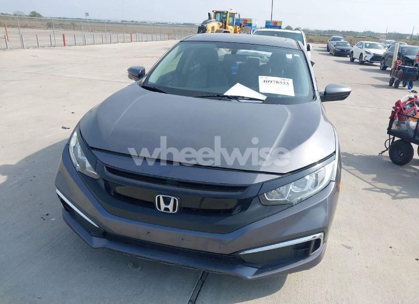 Photo 13 of 2018 Honda Civic EX-T (VIN JHMFC1F38JX009237)