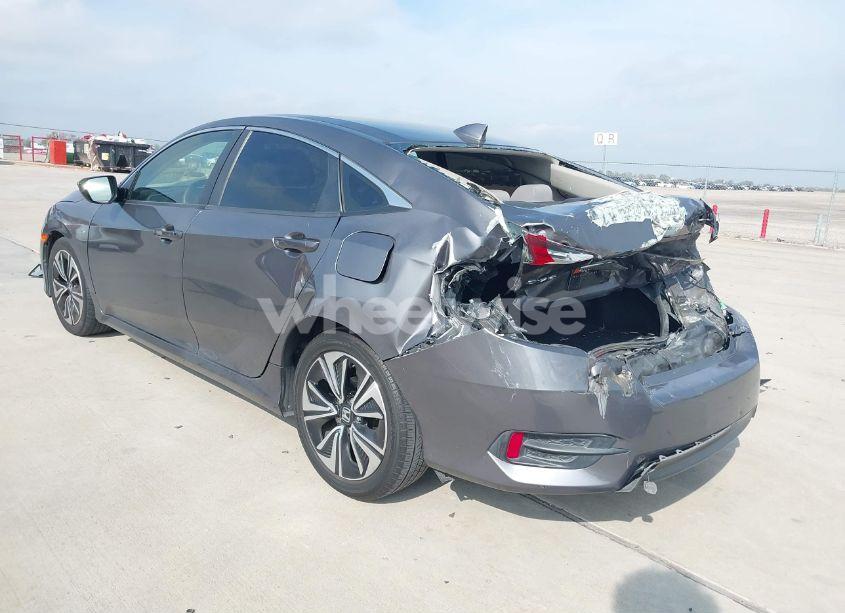 Photo 3 of 2018 Honda Civic EX-T (VIN JHMFC1F38JX009237)