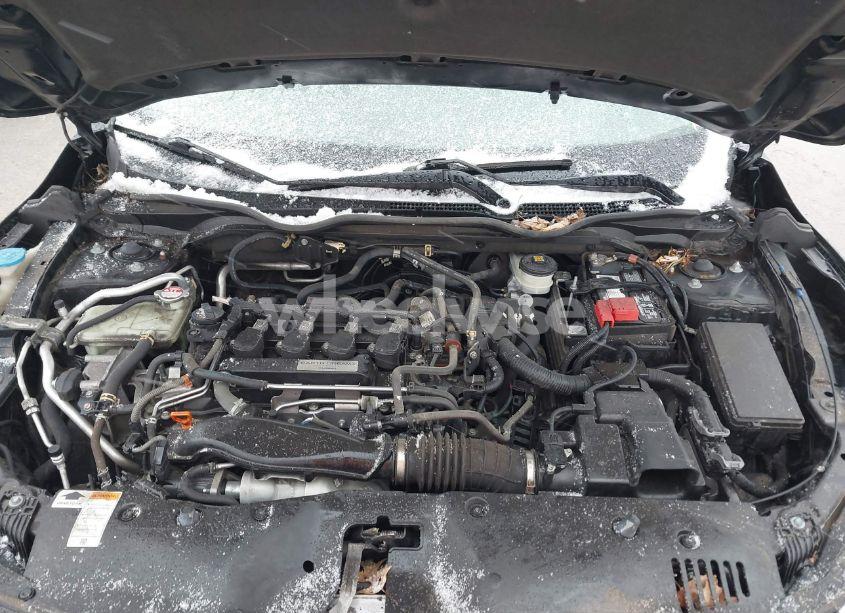 Photo 10 of 2018 Honda Civic EX-T (VIN JHMFC1F38JX039936)