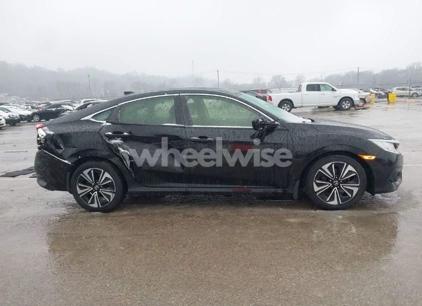 Photo 13 of 2018 Honda Civic EX-T (VIN JHMFC1F38JX039936)