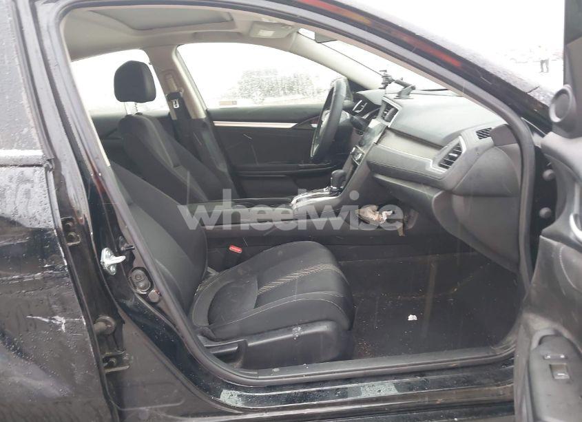 Photo 5 of 2018 Honda Civic EX-T (VIN JHMFC1F38JX039936)