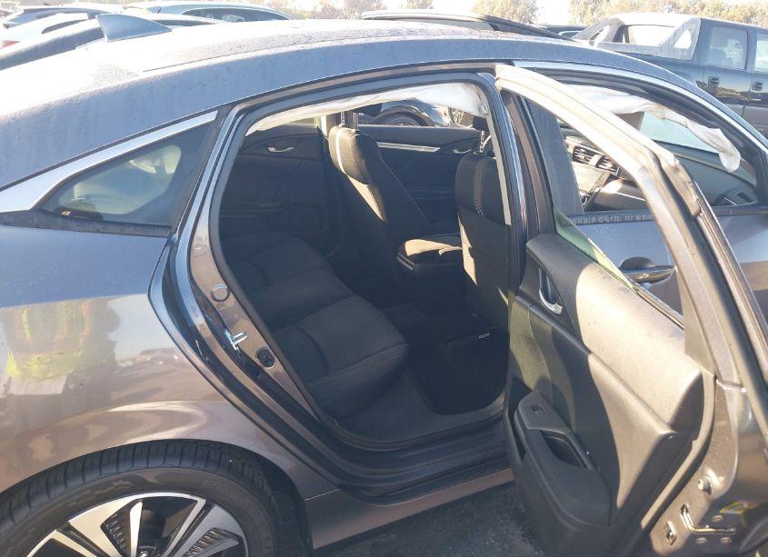 Photo 8 of 2018 Honda Civic EX-T (VIN JHMFC1F38JX042397)