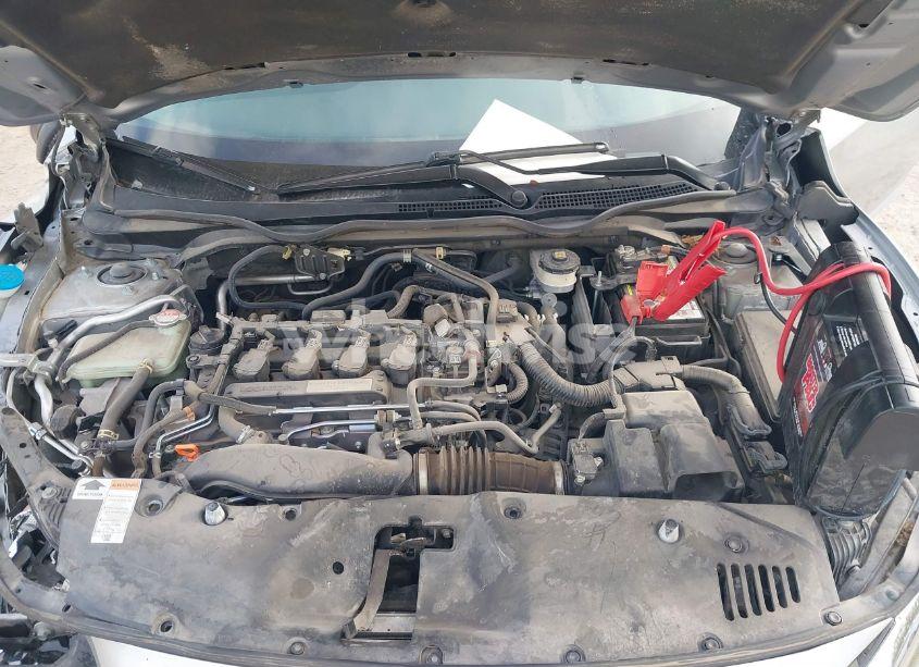 Photo 10 of 2018 Honda Civic EX-T (VIN JHMFC1F38JX044084)