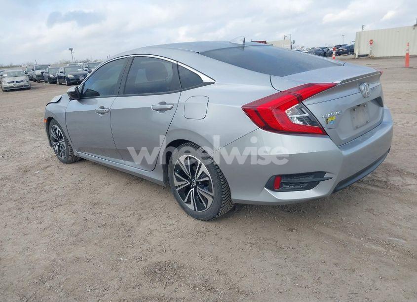 Photo 3 of 2018 Honda Civic EX-T (VIN JHMFC1F38JX044084)