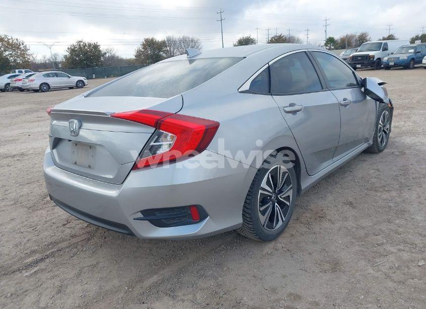 Photo 4 of 2018 Honda Civic EX-T (VIN JHMFC1F38JX044084)