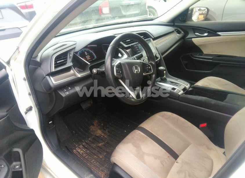 Photo 17 of 2019 Honda Civic EX (VIN JHMFC1F38KX000278)