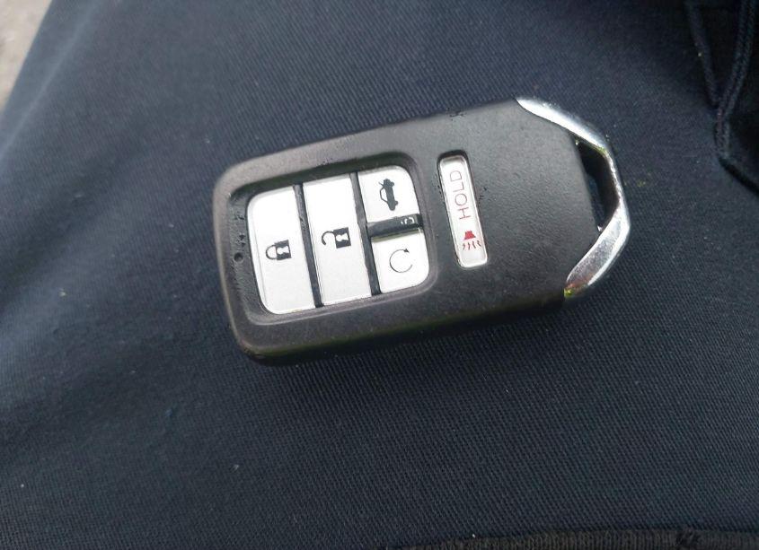 Photo 11 of 2018 Honda Civic EX-T (VIN JHMFC1F39JX000711)