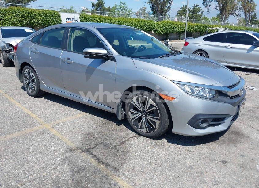 2018 Honda Civic EX-T (VIN JHMFC1F39JX003334) main photo