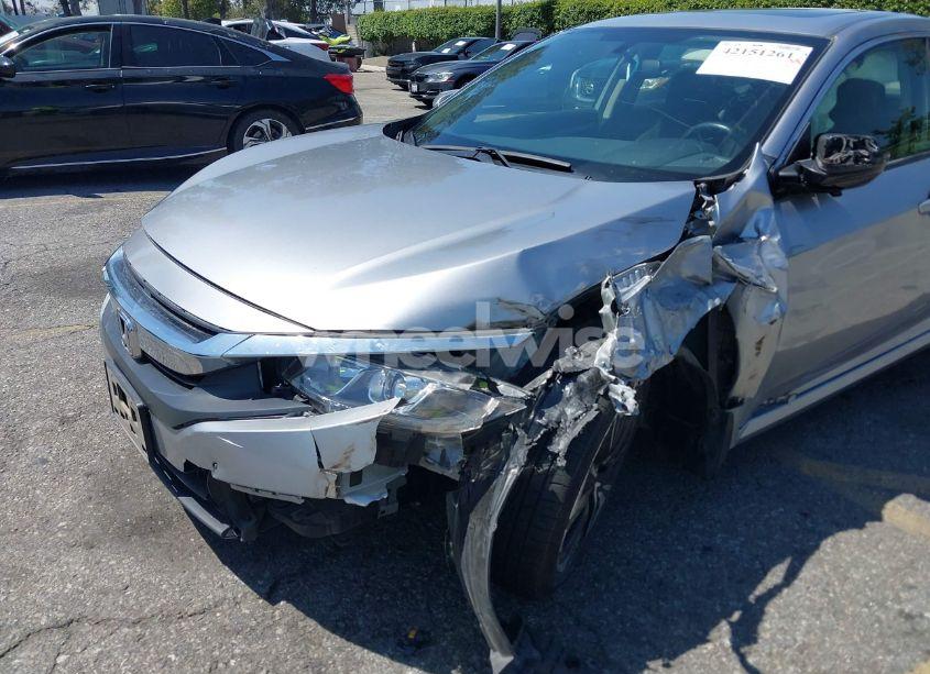 Photo 6 of 2018 Honda Civic EX-T (VIN JHMFC1F39JX003334)