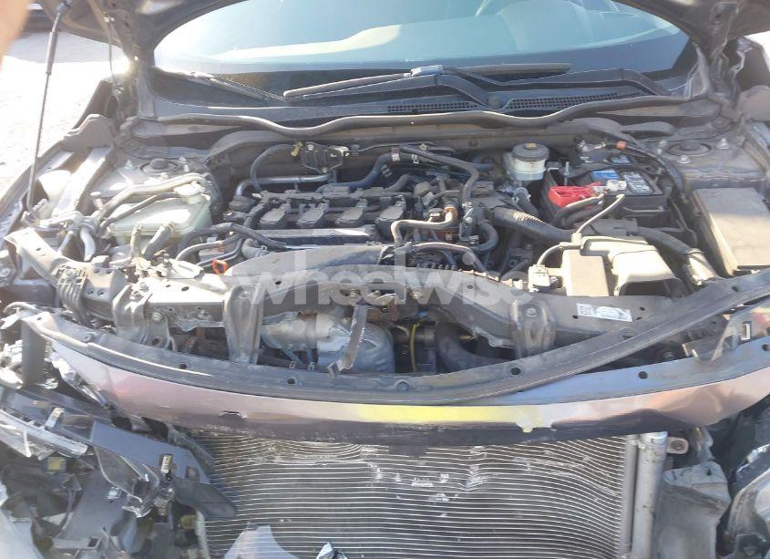 Photo 10 of 2018 Honda Civic EX-T (VIN JHMFC1F39JX005990)